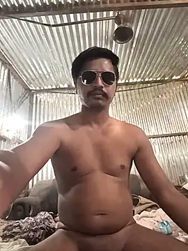 Snapshot of Kartik_bbc_indian chatting on May 8, 2026, 5:33 am Kartik bbc indian online show from May 8, 2026, 5:33 am