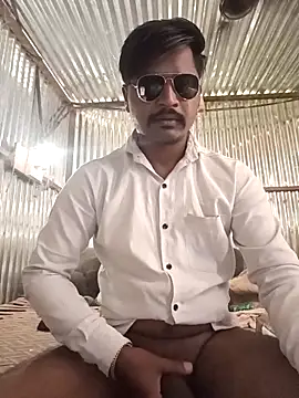 Snapshot of Kartik_bbc_indian chatting on April 12, 2026, 5:33 am Kartik bbc indian online show from April 12, 2026, 5:33 am
