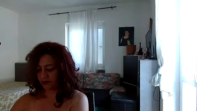 Snapshot of danasantoreal chatting on August 1, 2026, 8:01 am danasantoreal online show from August 1, 2026, 8:01 am