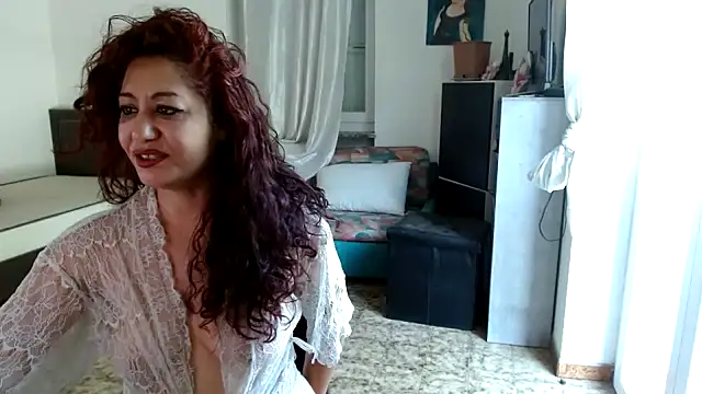 Snapshot of danasantoreal chatting on July 18, 2026, 7:50 am danasantoreal online show from July 18, 2026, 7:50 am