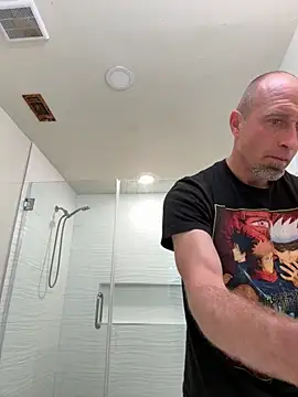 Snapshot of El_Gizmo chatting on November 16, 2025, 7:51 pm El Gizmo online show from November 16, 2025, 7:51 pm