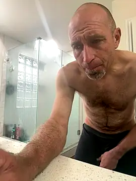 Snapshot of El_Gizmo chatting on November 14, 2025, 5:05 pm El Gizmo online show from November 14, 2025, 5:05 pm