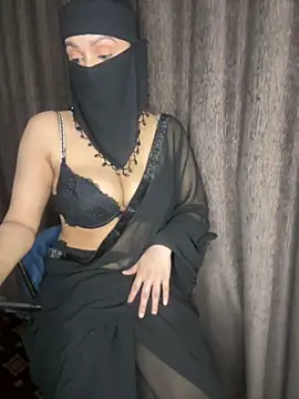 Snapshot of YourThirstySlut chatting on December 2, 2025, 7:48 pm YourThirstySlut online show from December 2, 2025, 7:48 pm