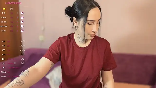 Snapshot of AnastasiaSun chatting on November 1, 2025, 4:01 pm AnastasiaSun online show from November 1, 2025, 4:01 pm