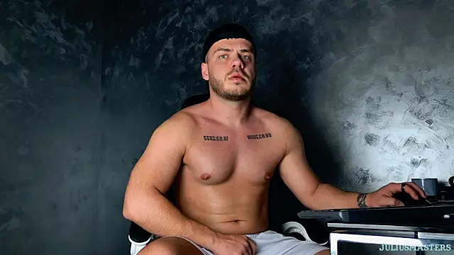 Snapshot of juliusmasters chatting on February 13, 2026, 8:20 pm juliusmasters online show from February 13, 2026, 8:20 pm