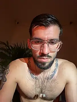 Snapshot of Mr_WhiteCock chatting on June 23, 2026, 11:58 pm Mr WhiteCock online show from June 23, 2026, 11:58 pm
