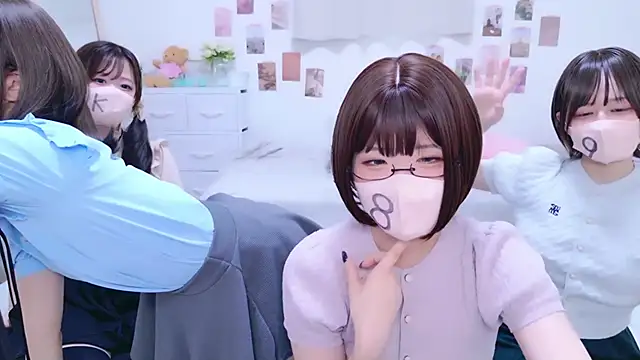 Snapshot of 841_yayoi chatting on October 25, 2025, 4:22 am 841 yayoi online show from October 25, 2025, 4:22 am