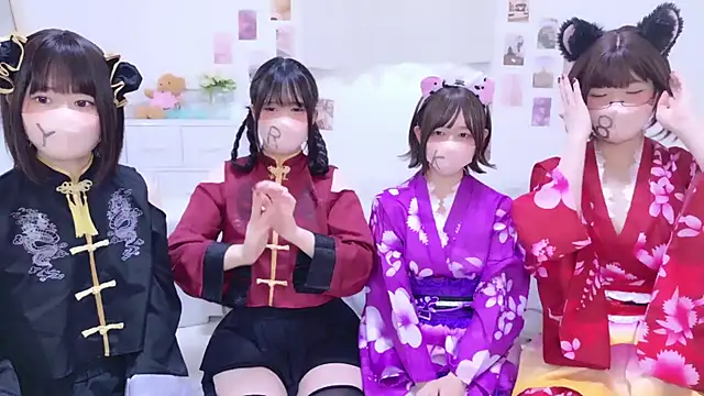 Snapshot of 841_yayoi chatting on November 15, 2025, 3:32 am 841 yayoi online show from November 15, 2025, 3:32 am