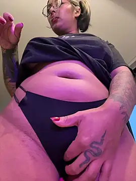 Rae Lil White online show from August 7, 2026, 11:22 pm