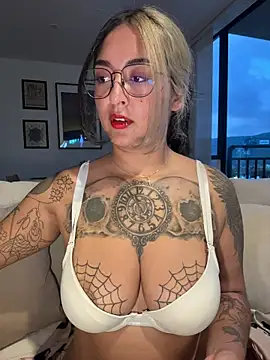Rae Lil White online show from July 13, 2026, 11:26 pm