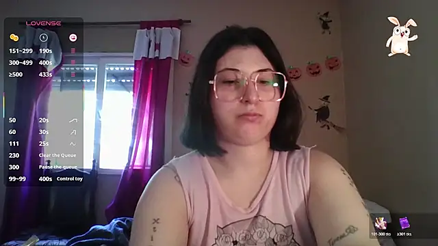 imsohornydacom online show from November 13, 2025, 3:49 pm