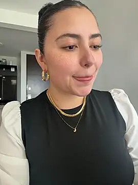 sukhakunis1 online show from March 12, 2026, 4:44 pm