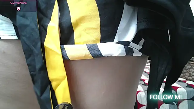 dayadubey  online show from October 18, 2025, 10:06 am