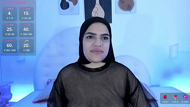 Snapshot of Umarani_ chatting on October 7, 2025, 6:42 pm Umarani online show from October 7, 2025, 6:42 pm