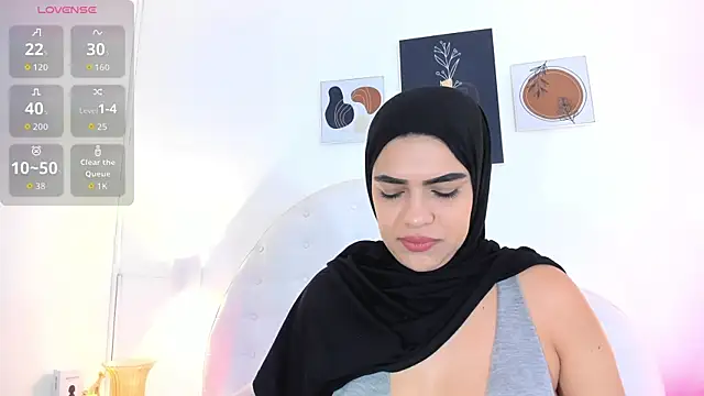 Snapshot of Umarani_ chatting on November 25, 2025, 6:30 pm Umarani online show from November 25, 2025, 6:30 pm