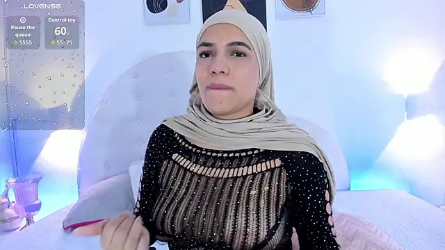 Snapshot of Umarani_ chatting on December 3, 2025, 6:40 pm Umarani online show from December 3, 2025, 6:40 pm