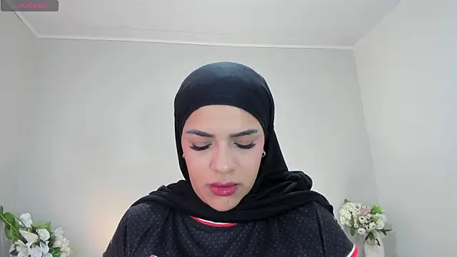 Umarani  online show from May 5, 2026, 6:22 pm