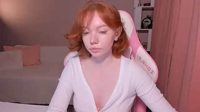 foxyMistrees online show from March 11, 2025, 12:44 am