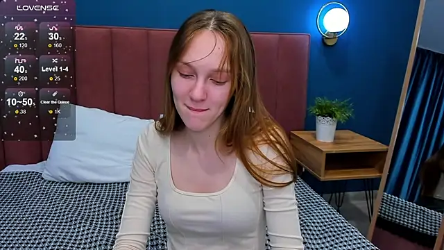 Snapshot of VanillaKelly chatting on February 24, 2025, 6:38 am VanillaKelly online show from February 24, 2025, 6:38 am