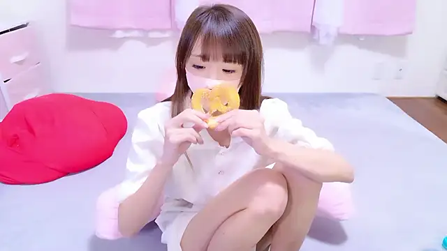 Snapshot of shihori_s2 chatting on September 24, 2025, 12:55 pm shihori s2 online show from September 24, 2025, 12:55 pm