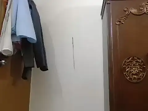 Snapshot of desiboyasif chatting on October 21, 2025, 5:01 pm desiboyasif online show from October 21, 2025, 5:01 pm