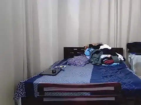 Snapshot of desiboyasif chatting on November 22, 2025, 4:28 pm desiboyasif online show from November 22, 2025, 4:28 pm