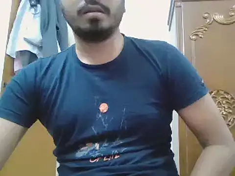 Snapshot of desiboyasif chatting on October 14, 2025, 6:52 pm desiboyasif online show from October 14, 2025, 6:52 pm