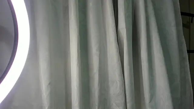 Snapshot of dahian_carter chatting on August 3, 2026, 9:26 am dahian carter online show from August 3, 2026, 9:26 am