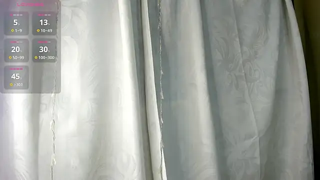 Snapshot of dahian_carter chatting on July 8, 2026, 9:32 am dahian carter online show from July 8, 2026, 9:32 am