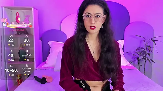 SophieGomez22 online show from December 1, 2025, 11:11 am