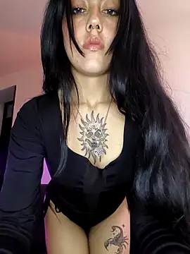 Mazikeen-- online show from May 3, 2026, 1:15 pm
