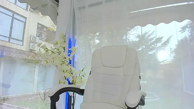 Snapshot of Russian_Ava chatting on November 12, 2025, 11:47 am Russian Ava online show from November 12, 2025, 11:47 am