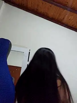 anny vittar online show from November 18, 2025, 5:11 am