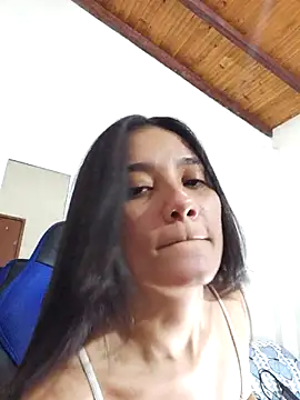 anny vittar online show from October 21, 2025, 4:45 am