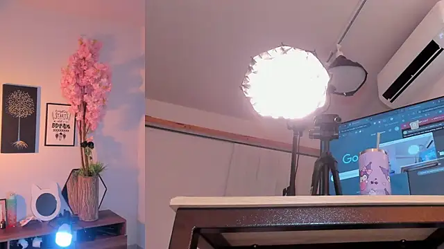 Snapshot of Siouxsie_cenobite chatting on March 22, 2026, 11:23 am Siouxsie cenobite online show from March 22, 2026, 11:23 am