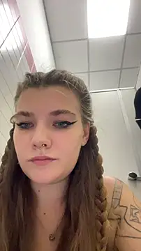 Snapshot of Holy_Tereza chatting on October 19, 2025, 3:37 pm Holy Tereza online show from October 19, 2025, 3:37 pm