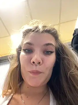 Snapshot of Holy_Tereza chatting on October 11, 2025, 6:31 pm Holy Tereza online show from October 11, 2025, 6:31 pm