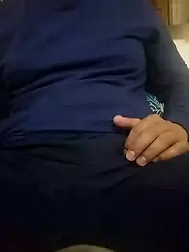 Snapshot of IndianSpark chatting on December 6, 2024, 5:17 pm IndianSpark online show from December 6, 2024, 5:17 pm