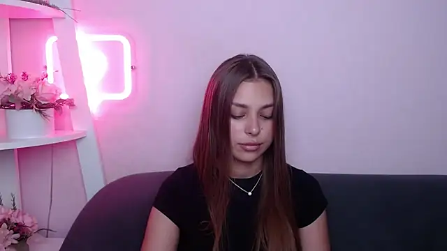 Snapshot of MilanaAngelAs chatting on July 20, 2026, 10:39 am MilanaAngelAs online show from July 20, 2026, 10:39 am