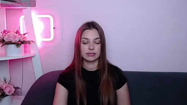 Snapshot of MilanaAngelAs chatting on June 14, 2026, 4:46 am MilanaAngelAs online show from June 14, 2026, 4:46 am