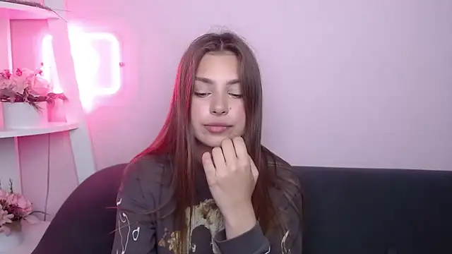 Snapshot of MilanaAngelAs chatting on July 11, 2026, 4:57 am MilanaAngelAs online show from July 11, 2026, 4:57 am