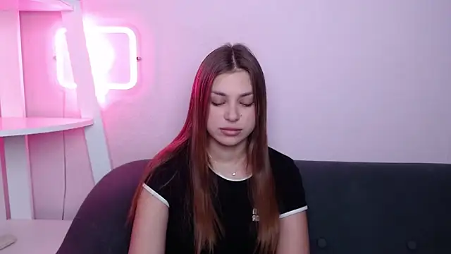 Snapshot of MilanaAngelAs chatting on March 17, 2026, 8:45 pm MilanaAngelAs online show from March 17, 2026, 8:45 pm