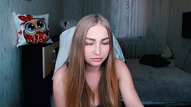 Snapshot of _KittyBoo chatting on October 21, 2025, 6:57 am KittyBoo online show from October 21, 2025, 6:57 am