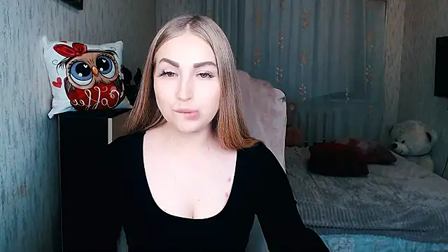 Snapshot of _KittyBoo chatting on December 4, 2025, 6:56 am KittyBoo online show from December 4, 2025, 6:56 am