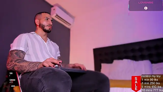 Snapshot of Matt_Ferrer chatting on October 24, 2025, 8:52 pm Matt Ferrer online show from October 24, 2025, 8:52 pm