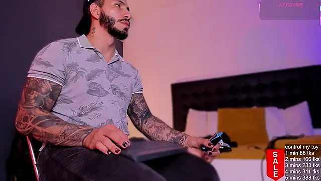 Snapshot of Matt_Ferrer chatting on October 15, 2025, 8:06 pm Matt Ferrer online show from October 15, 2025, 8:06 pm