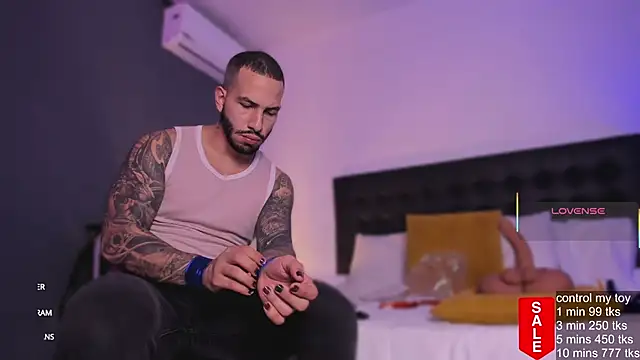 Snapshot of Matt_Ferrer chatting on October 21, 2025, 8:30 pm Matt Ferrer online show from October 21, 2025, 8:30 pm