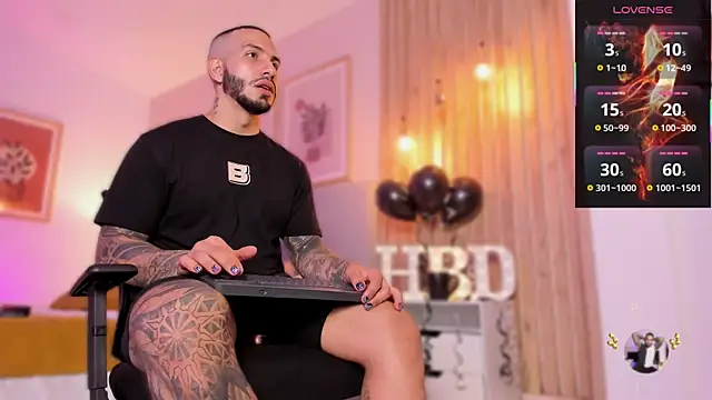 Snapshot of Matt_Ferrer chatting on November 12, 2025, 8:12 pm Matt Ferrer online show from November 12, 2025, 8:12 pm