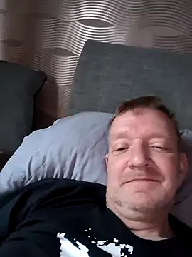 Snapshot of No-ties-fk chatting on March 2, 2025, 1:20 pm No-ties-fk online show from March 2, 2025, 1:20 pm