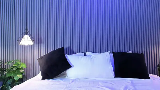 Snapshot of vanity_sex chatting on December 3, 2025, 11:42 am vanity sex online show from December 3, 2025, 11:42 am